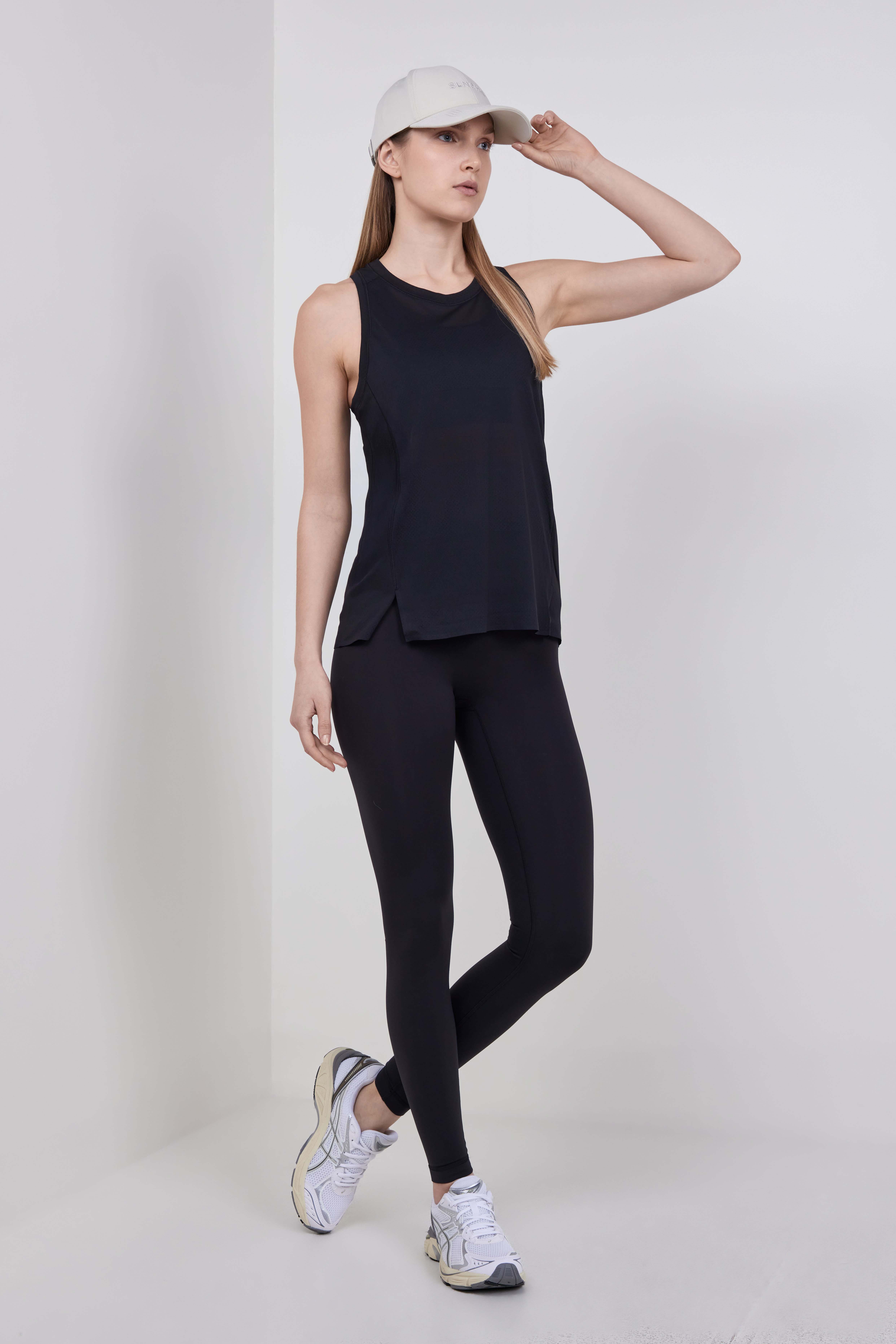 Fast and Free Singlet